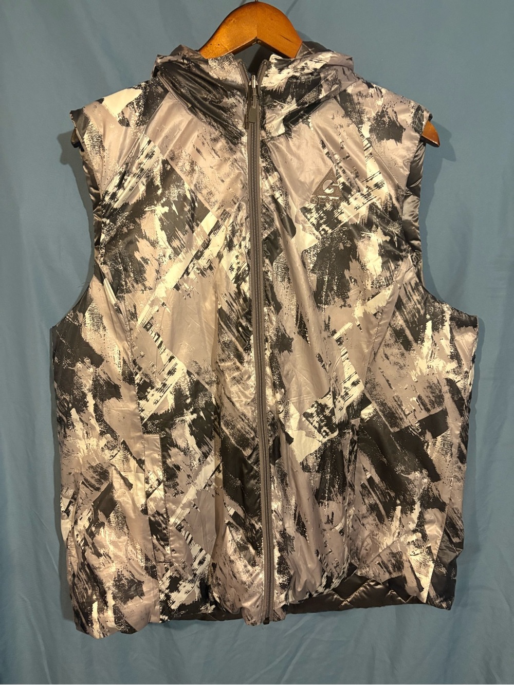 Gerry Reversible Hooded Puffer Vest Quilted Brushstroke Pattern
